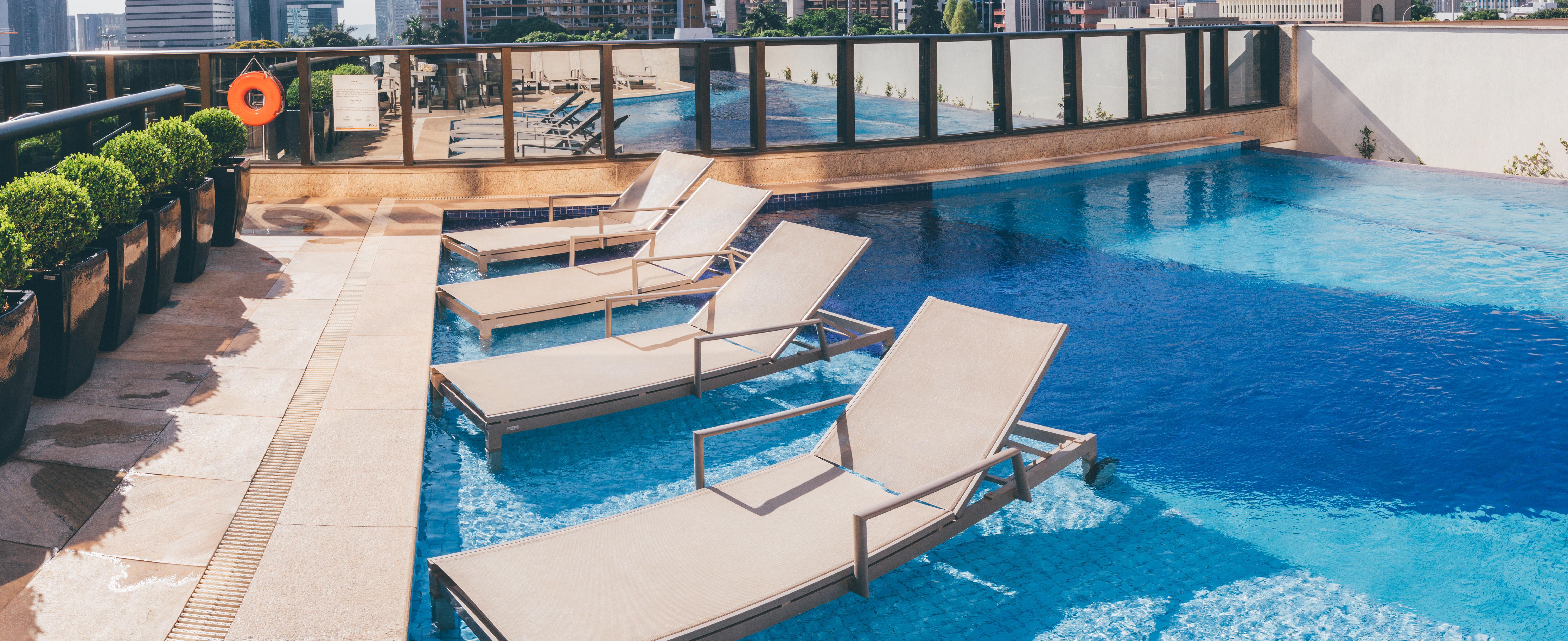 Cullinan Hplus Premium Brasília Exterior foto Sunloungers