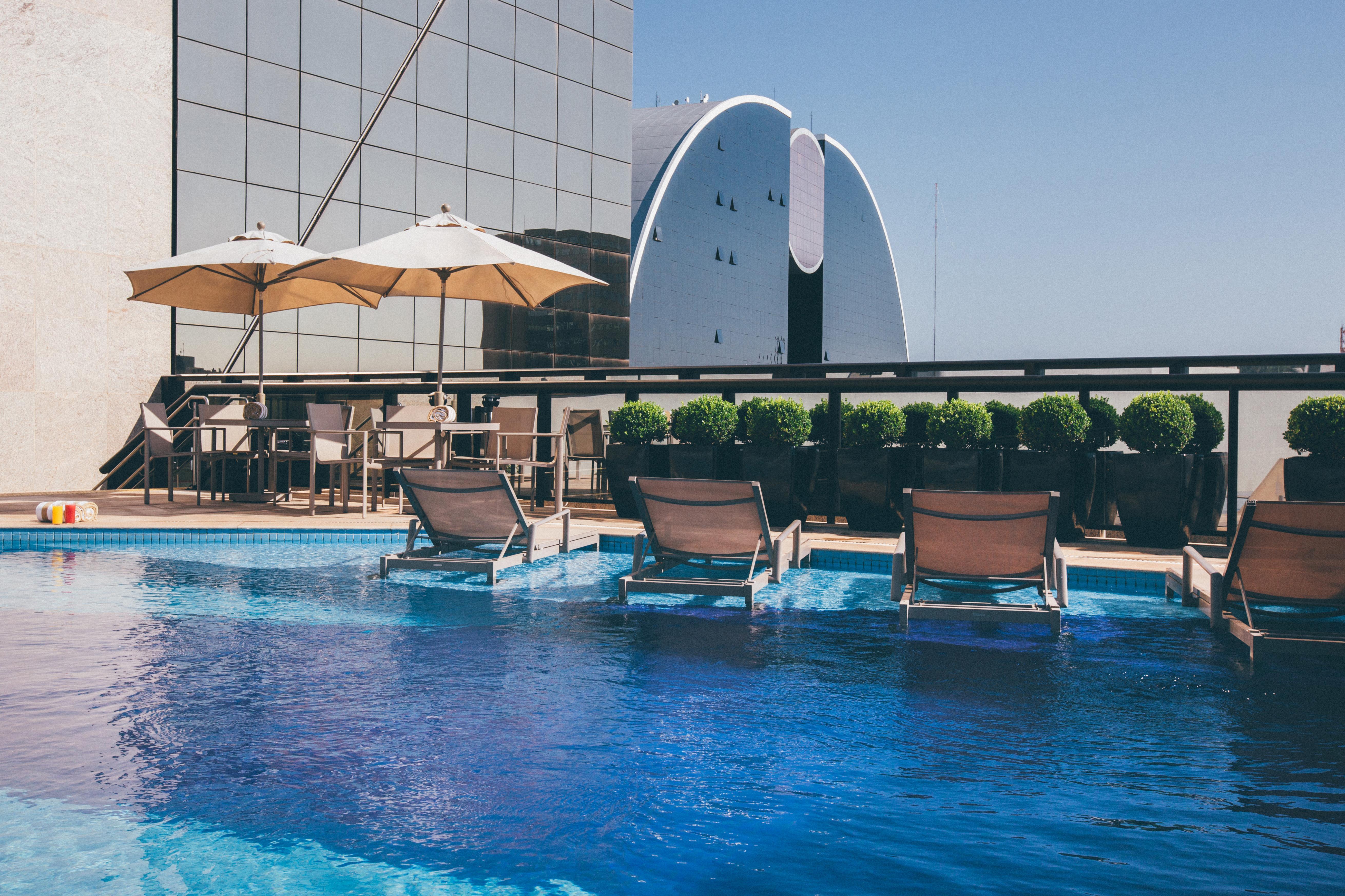 Cullinan Hplus Premium Brasília Exterior foto Rooftop pool