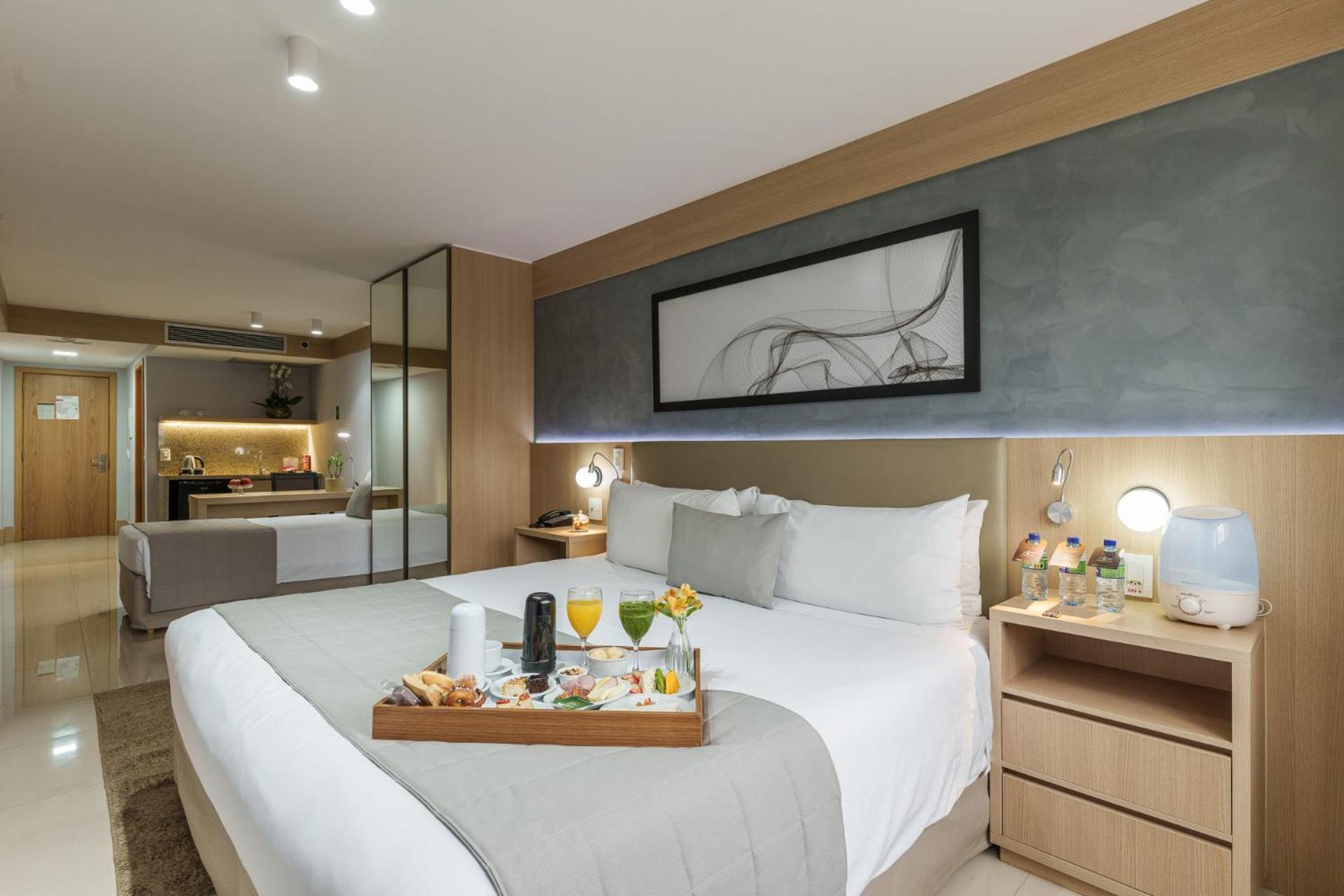 Cullinan Hplus Premium Brasília Zimmer foto