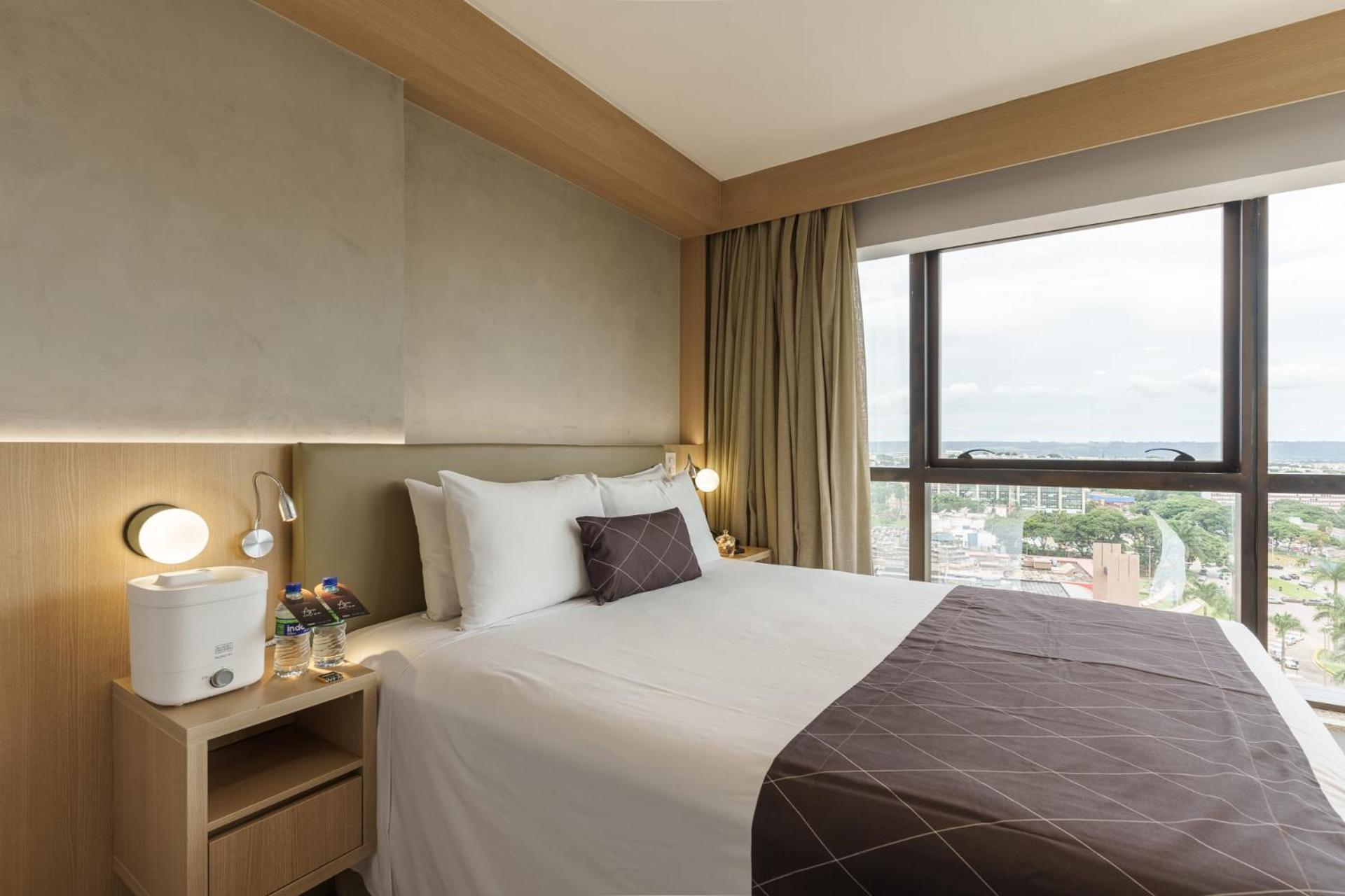 Cullinan Hplus Premium Brasília Zimmer foto
