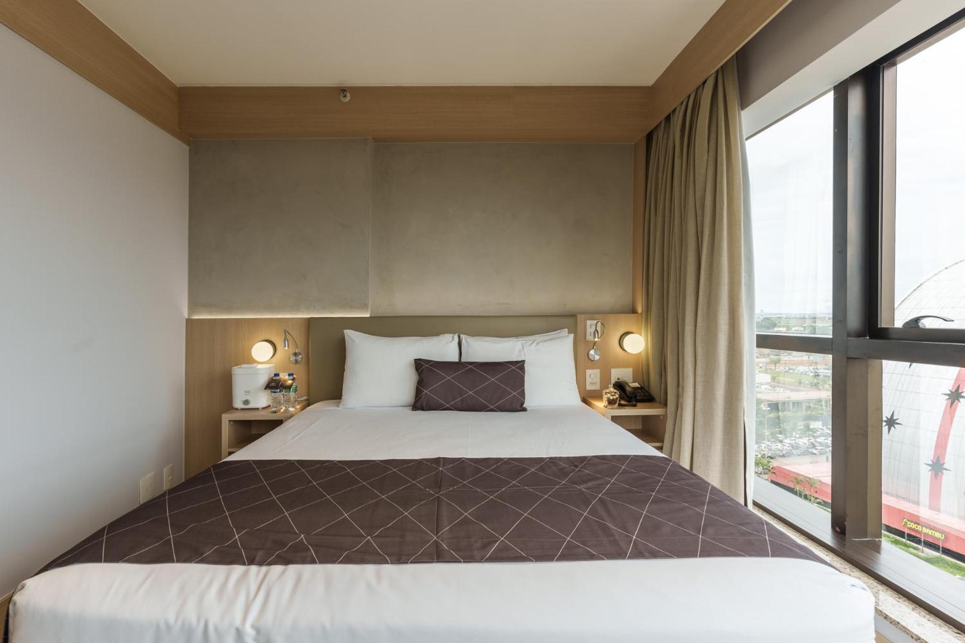 Cullinan Hplus Premium Brasília Zimmer foto