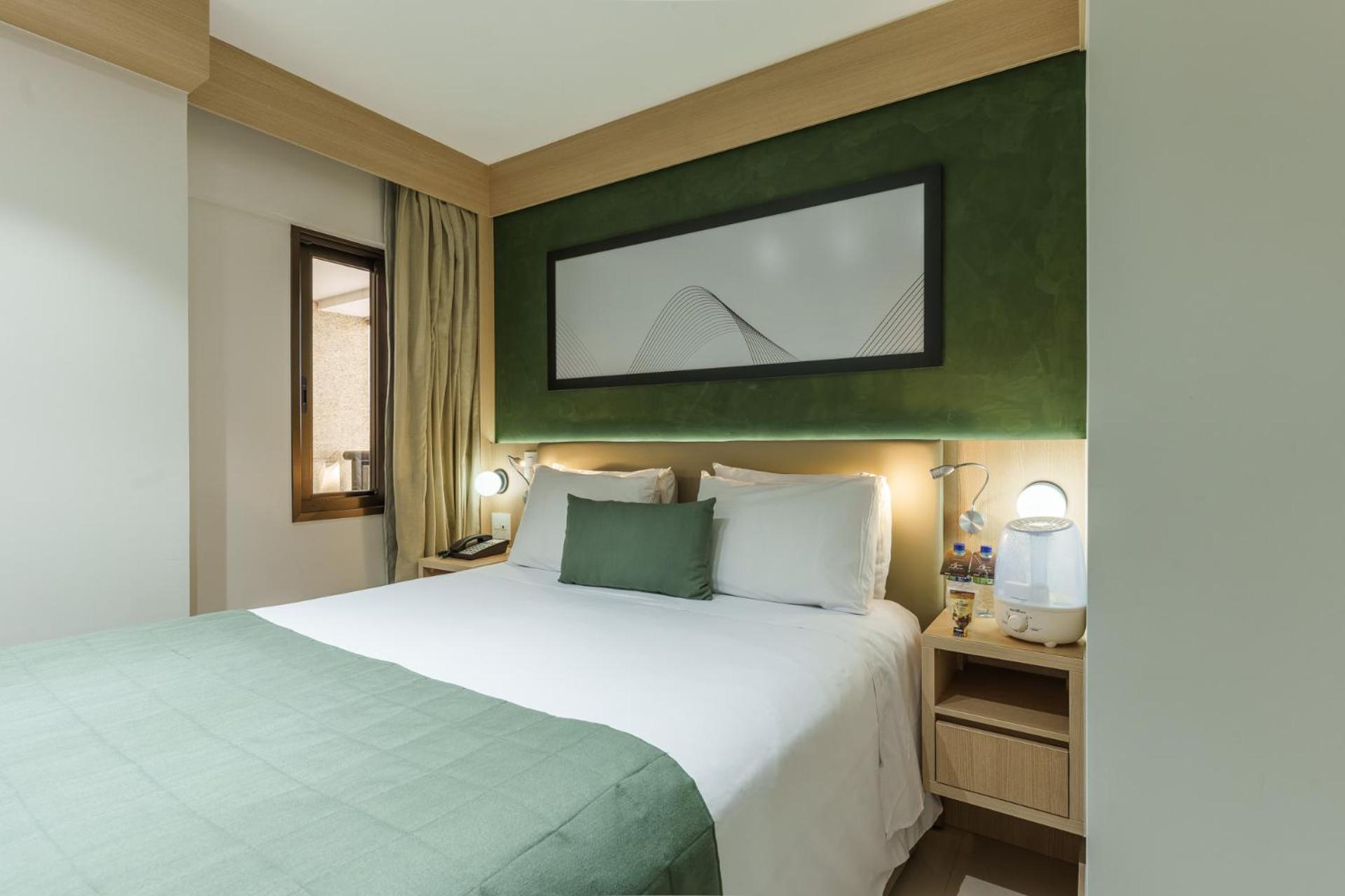 Cullinan Hplus Premium Brasília Zimmer foto
