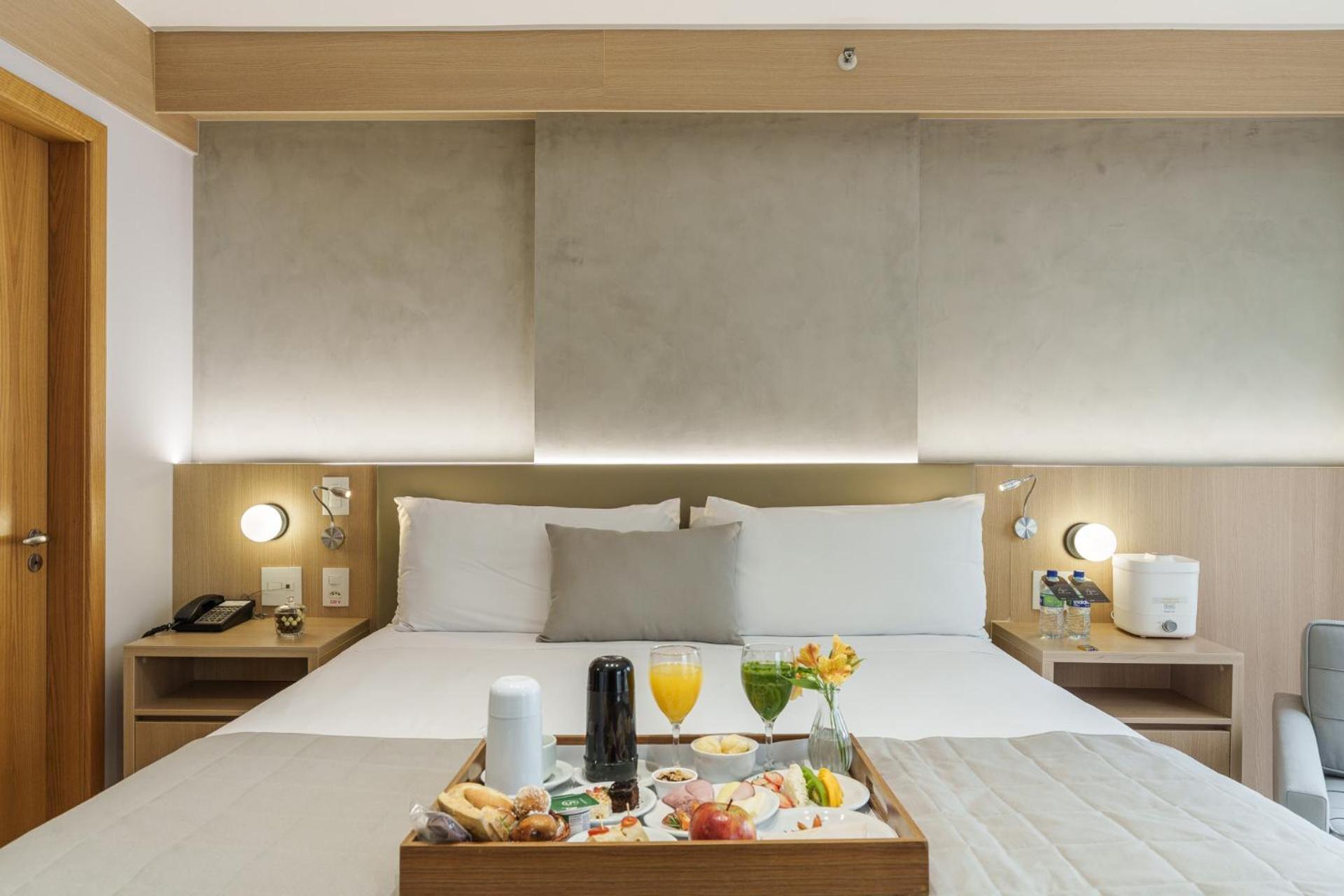 Cullinan Hplus Premium Brasília Zimmer foto